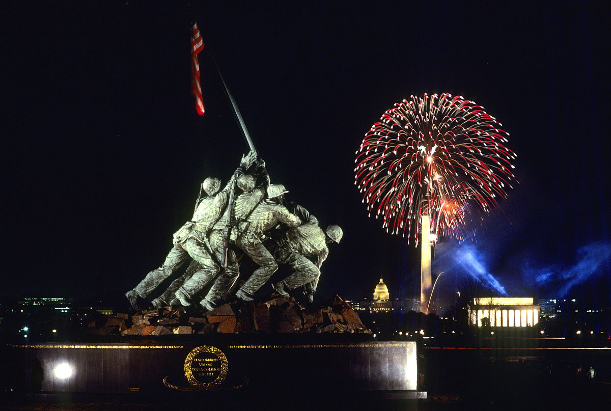 BS-md-dc-fireworks-p1.jpg